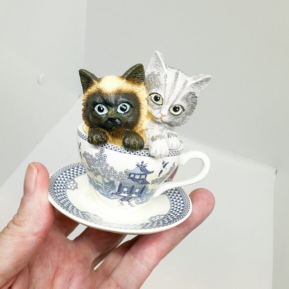SOLD Hamilton Collection Purr-fectly Tea-lightful Cats Teacup Siamese Tabby - Picture 2 of 7